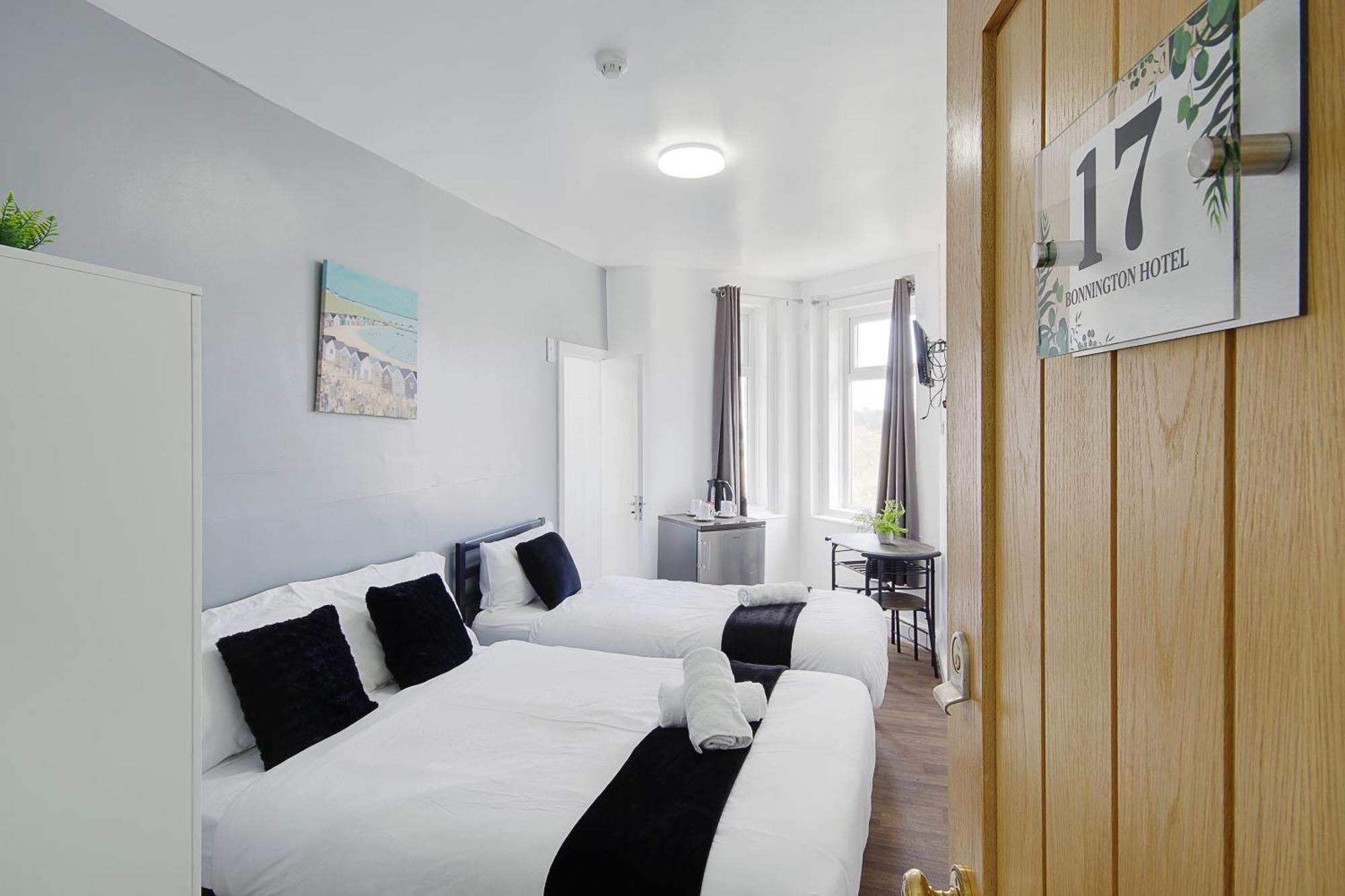 Hotel Azure Beach Bournemouth Eksteriør billede